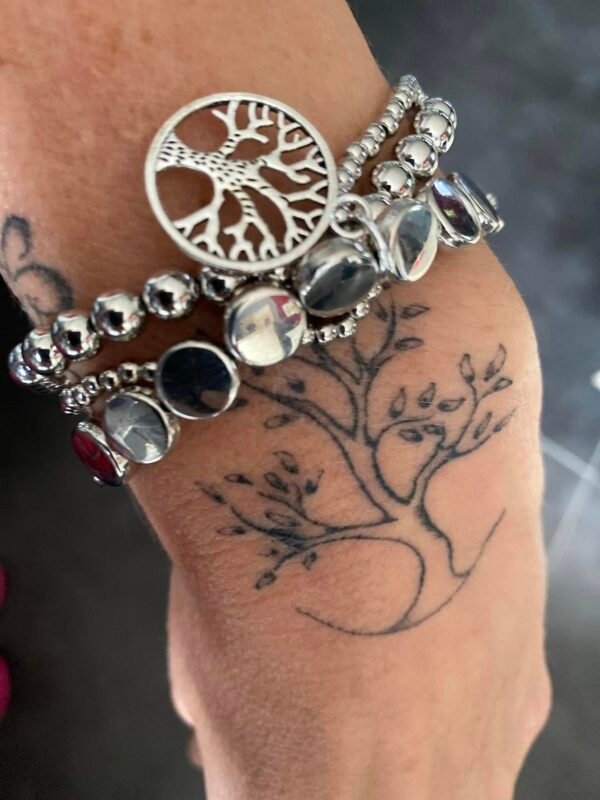 Bracelet perles argentée avec arbre de vie